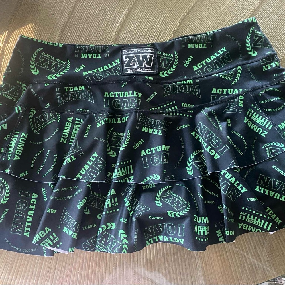 Zumba Fitness Black and Green Activewear